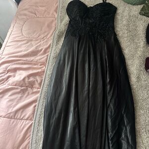Black prom dress